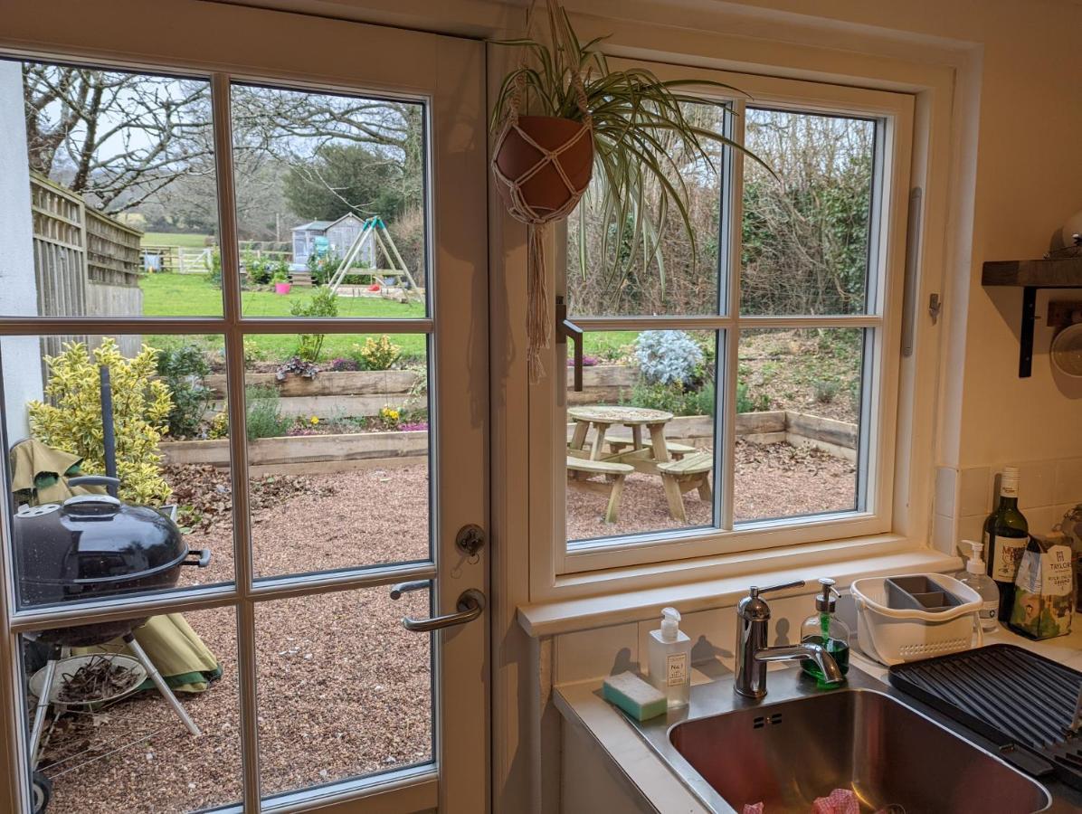 Cosy 2-Bed Property In Ashburton Dartmoor Newton Abbot Eksteriør bilde